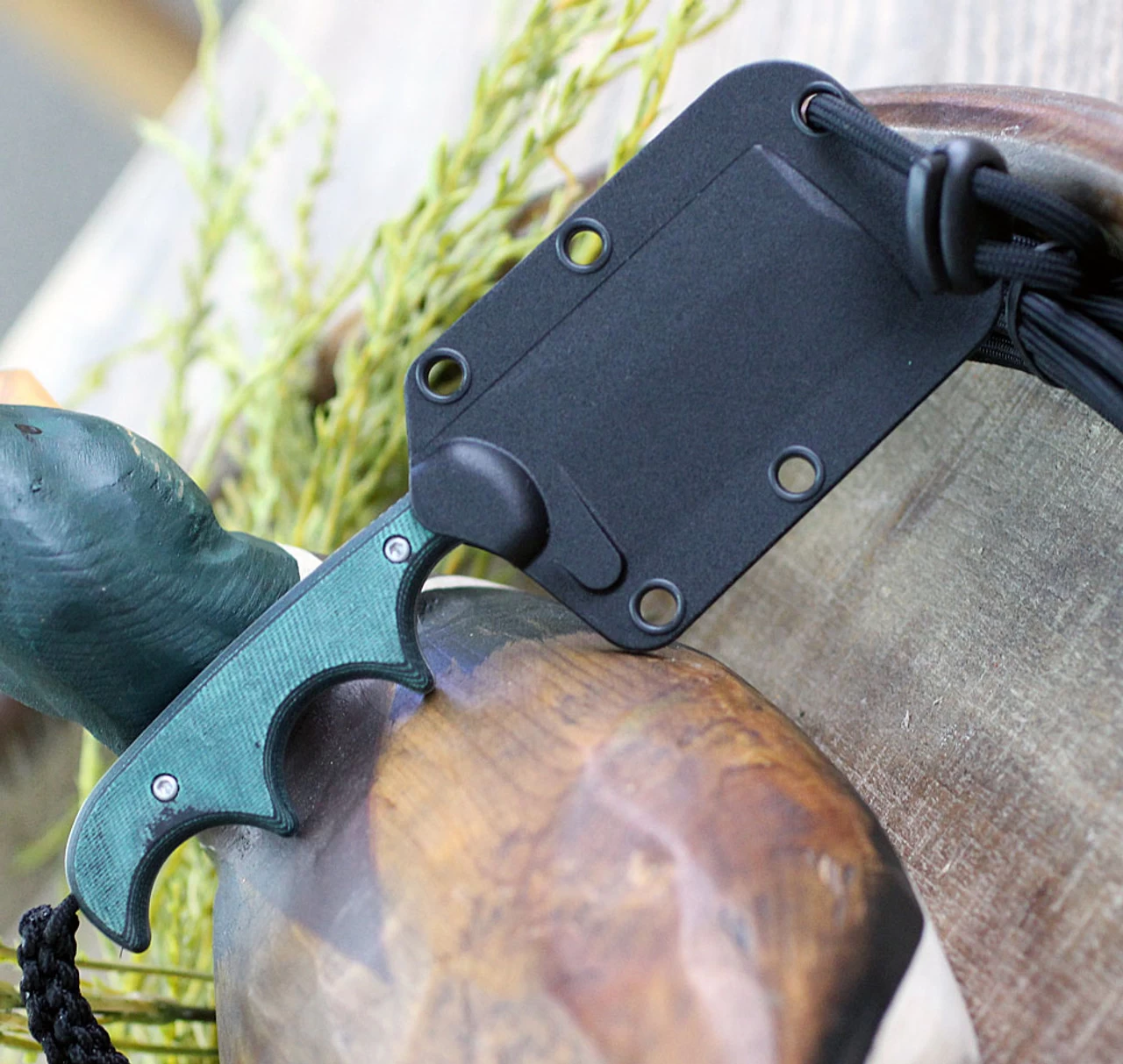 CRKT Minimalist Cleaver, 2.131" 5Cr15MoV Bead Blast Blade, Polised Rasin Infused Fiber Handle - Image 4